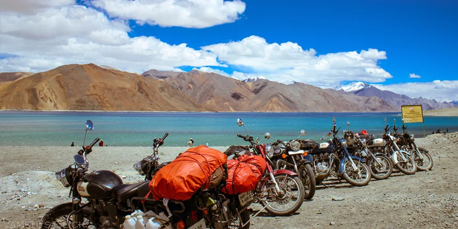 Manali To Leh Bike Trip Fix Departure , 1699874296_675414-manali-to-leh-bike-trip-package-slider-image.webp